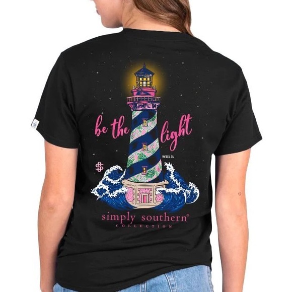 Simply Southern Be The‎ Light Lighthouse T-Shirt - Picture 1 of 3